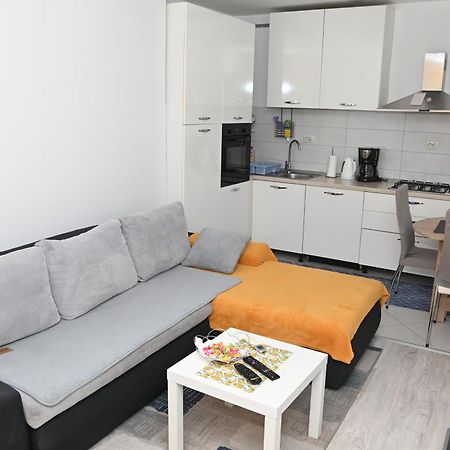 Apartment Oscar Mokosica Exterior photo